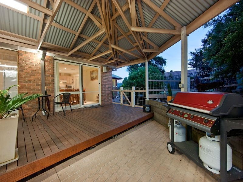 82 Raphael Crescent, Frankston VIC 3199