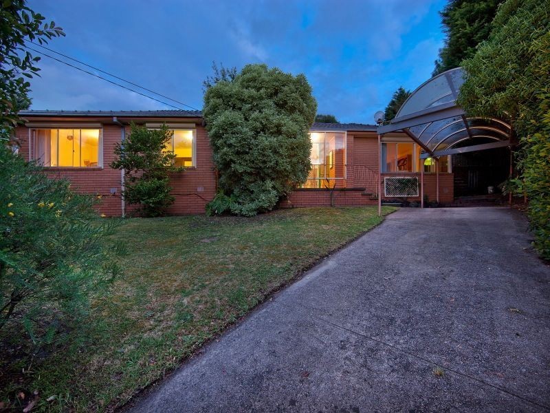 8 Viola Court, Frankston VIC 3199