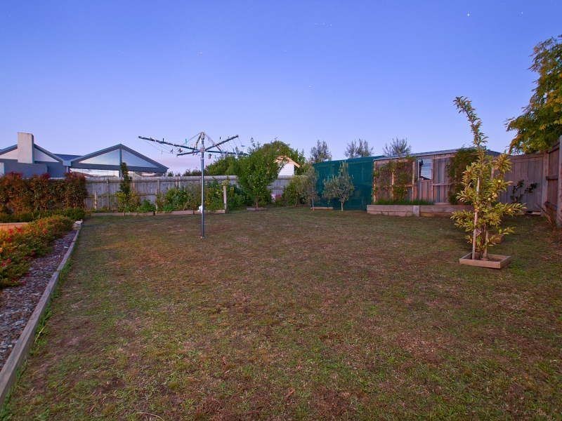 92 Summerfield Drive, Mornington VIC 3931