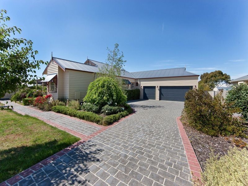 5 The Strand, Frankston South VIC 3199