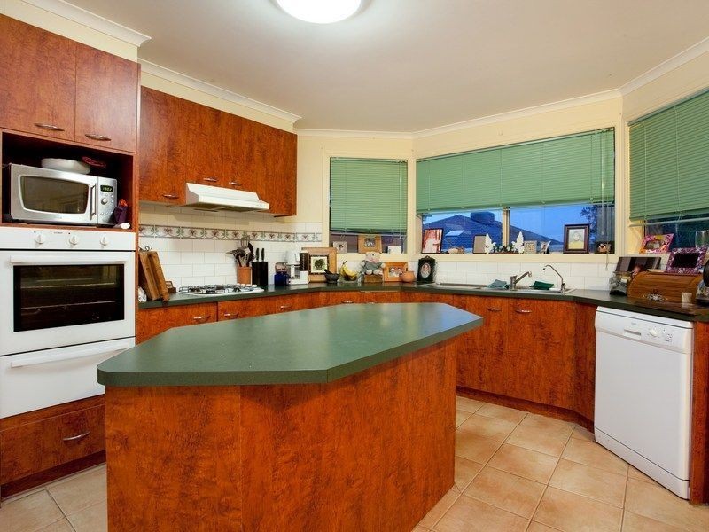 3 Kenworthy Rise, Mornington VIC 3931