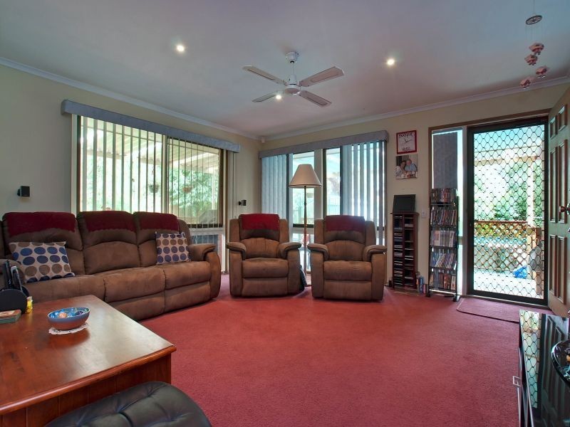 95 Raphael Crescent, Frankston VIC 3199