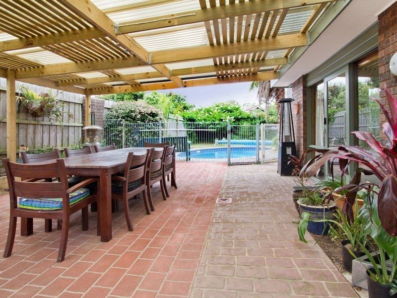 22 Raphael Crescent, Frankston VIC 3199