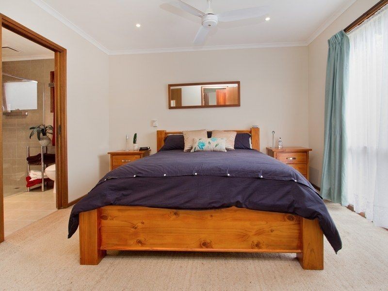 22 Raphael Crescent, Frankston VIC 3199