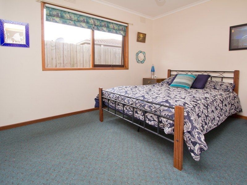 22 Raphael Crescent, Frankston VIC 3199