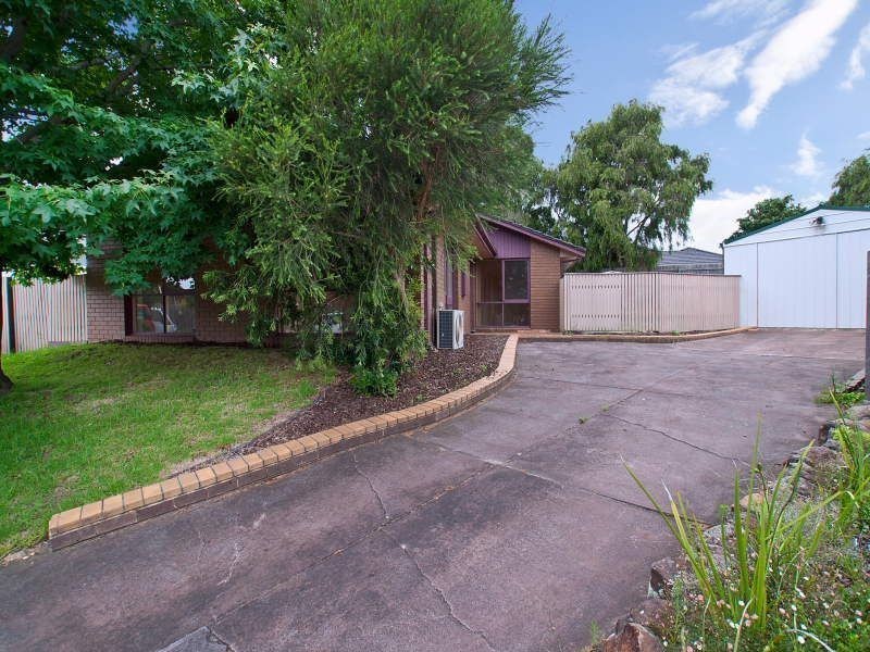 4 Upminster Court, Frankston VIC 3199