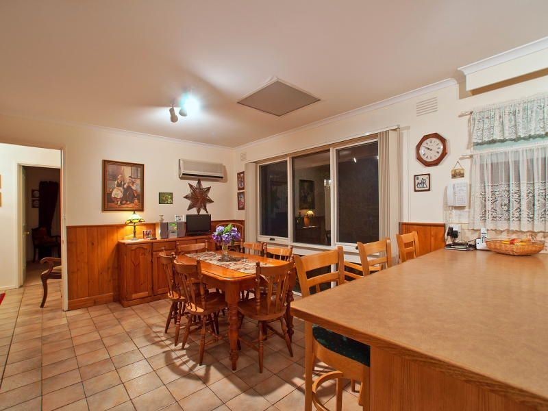 28 McMurtry Way, Frankston VIC 3199