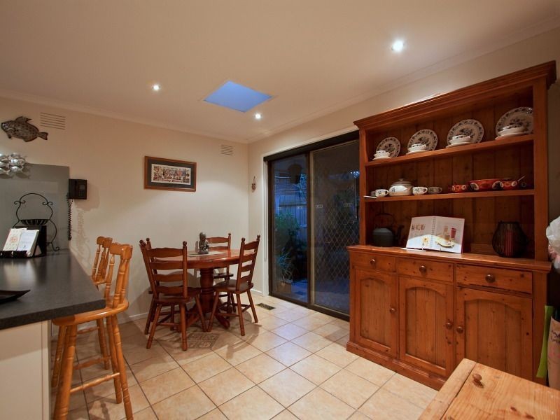 16 Lochaber Avenue, Frankston VIC 3199