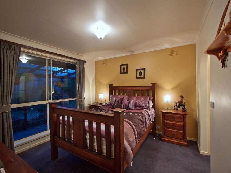 16 Lochaber Avenue, Frankston VIC 3199