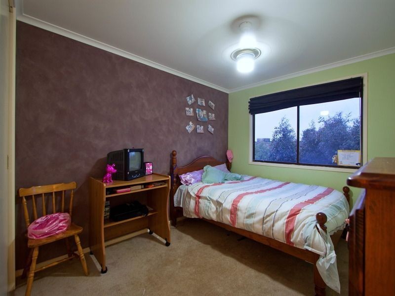 16 Lochaber Avenue, Frankston VIC 3199