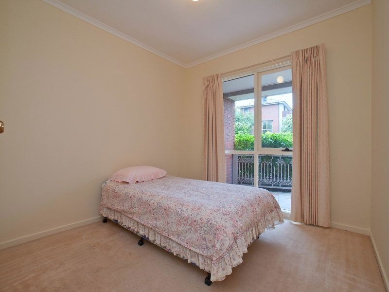 39 Mount Erin Crescent, Frankston South VIC 3199