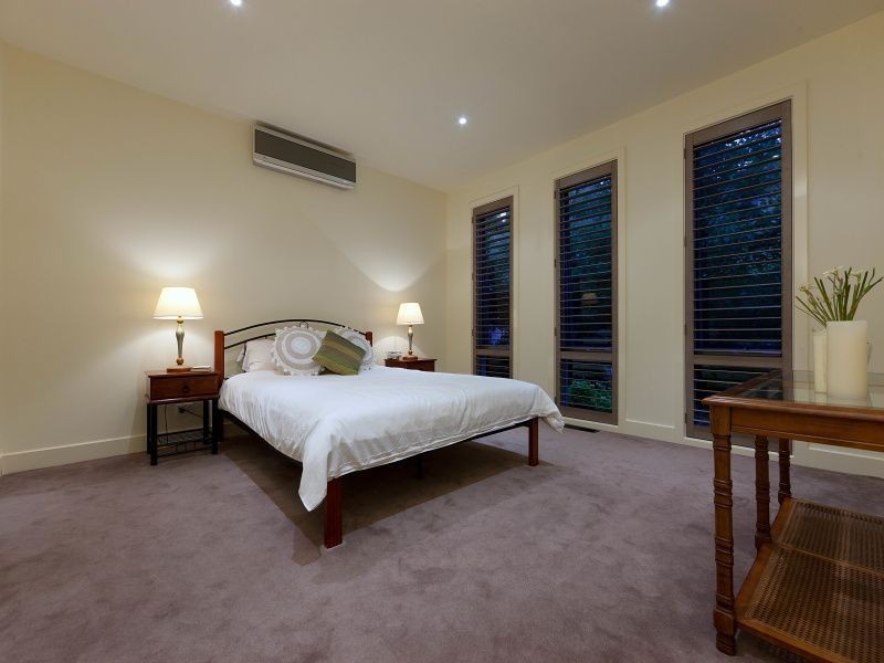 4 Sweetfern Dell, Frankston South VIC 3199