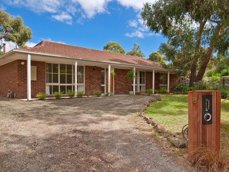 8 Chamouni Court, Frankston VIC 3199