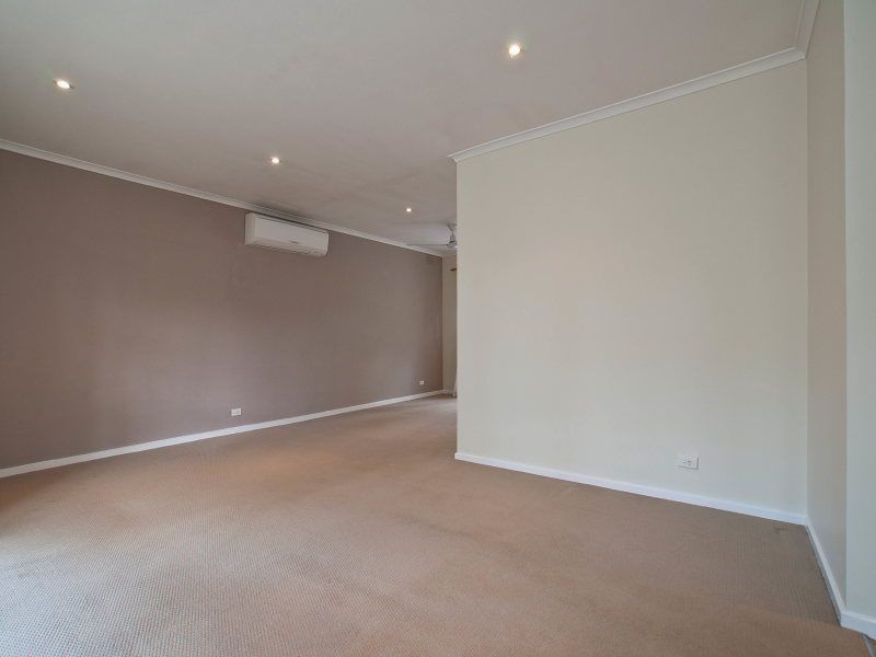 8 Chamouni Court, Frankston VIC 3199