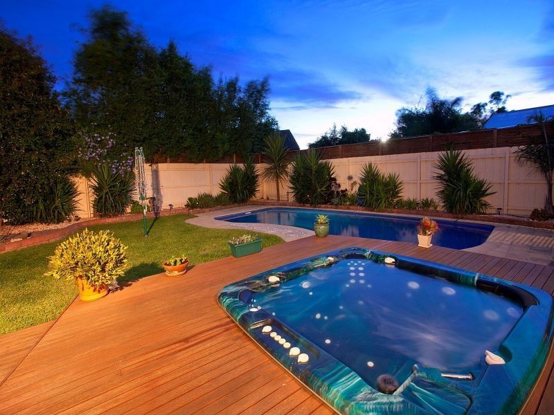 5 Nareen Court, Frankston South VIC 3199