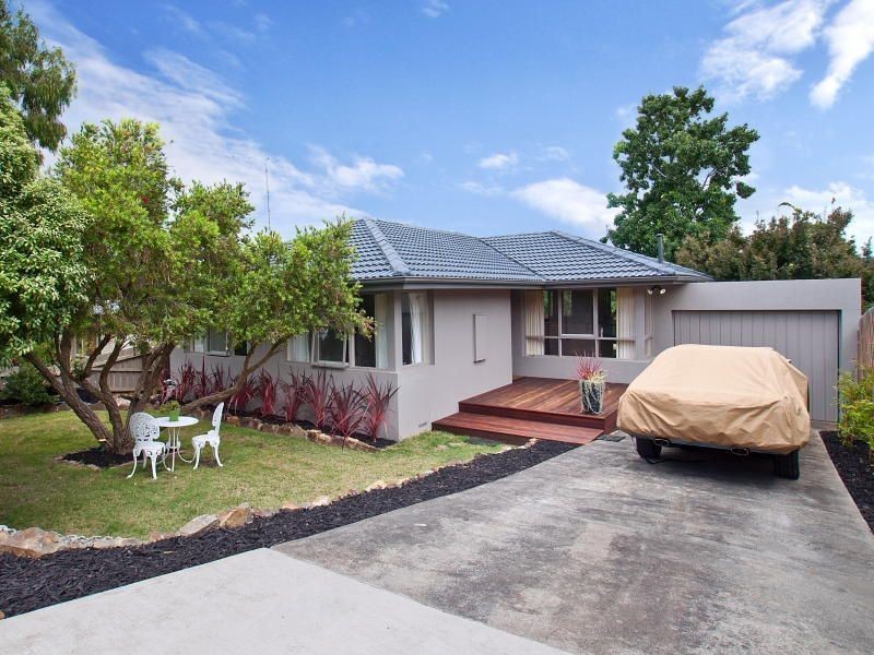 2 Woolston Drive, Frankston South VIC 3199