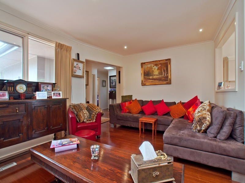 2 Woolston Drive, Frankston South VIC 3199