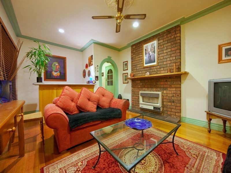 4 Bragge Street, Frankston VIC 3199