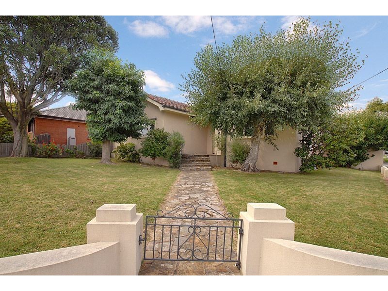 33 Kars Street, Frankston VIC 3199