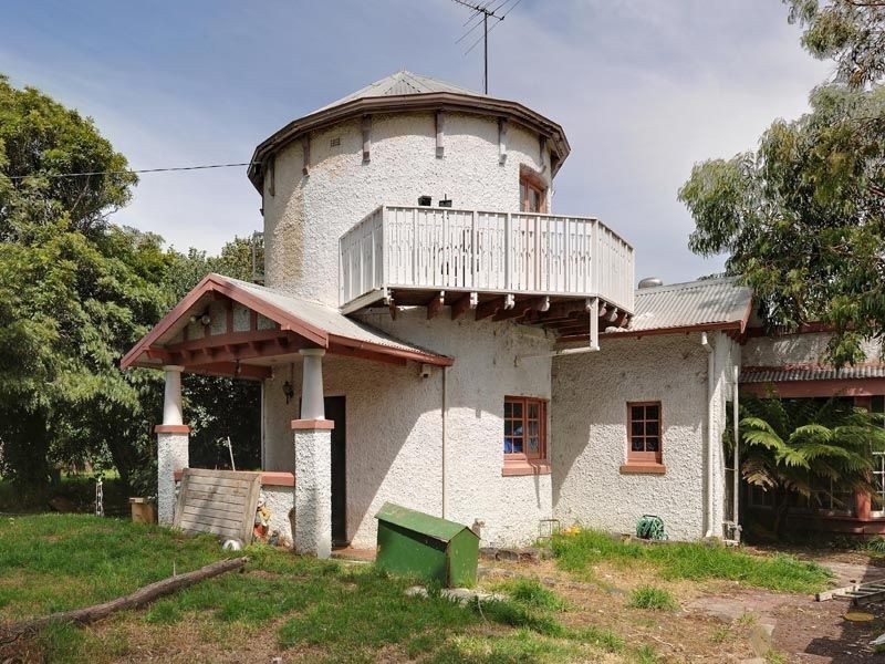 2 Cricklewood Avenue, Frankston VIC 3199