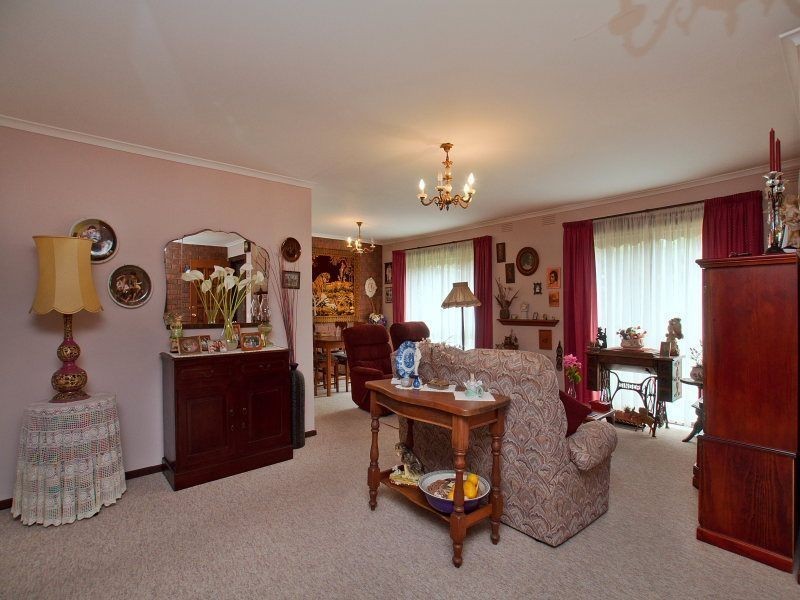 2B Shaftesbury Street, Frankston VIC 3199