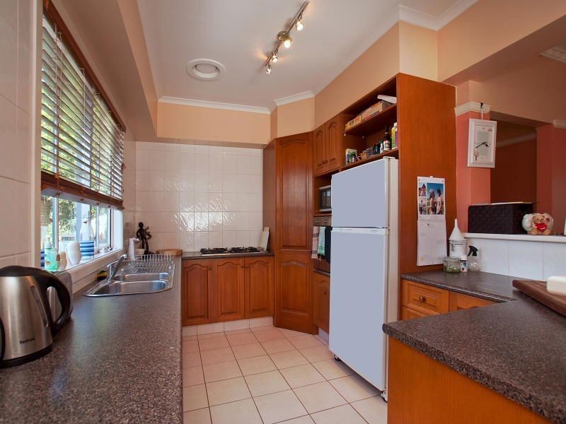 5 & 5A Cricklewood Avenue, Frankston VIC 3199