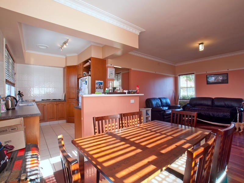 5 & 5A Cricklewood Avenue, Frankston VIC 3199