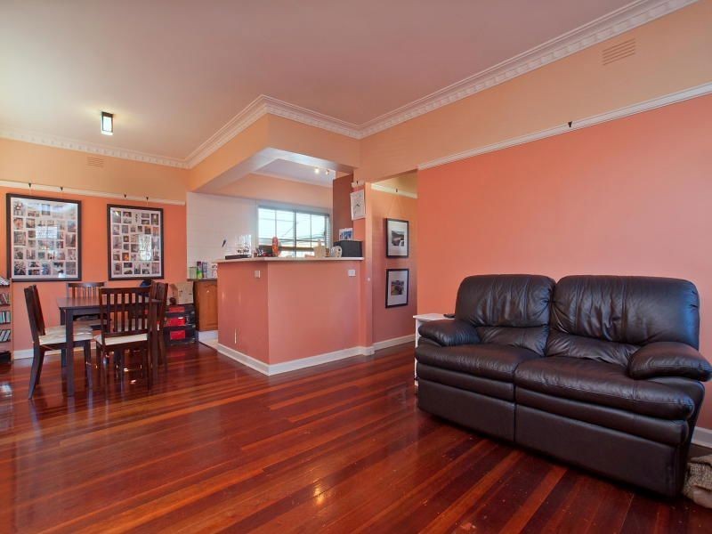 5 & 5A Cricklewood Avenue, Frankston VIC 3199