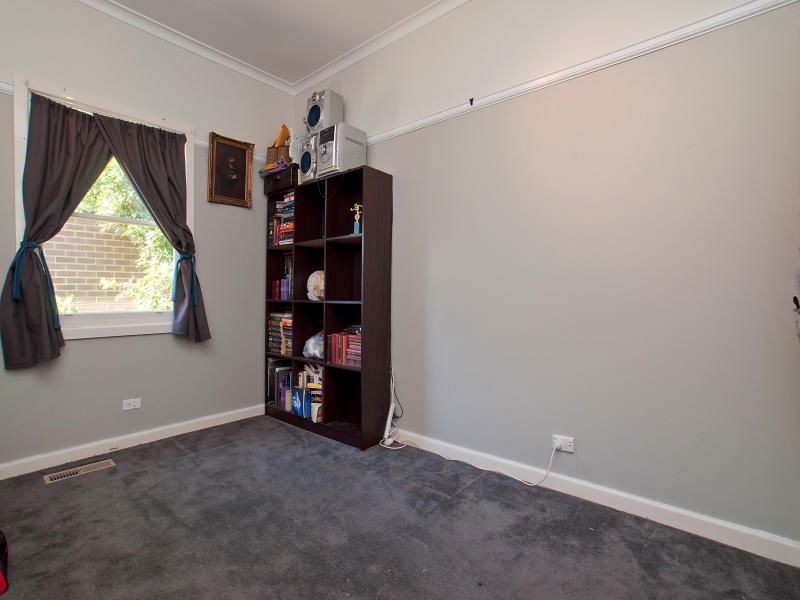 5 & 5A Cricklewood Avenue, Frankston VIC 3199