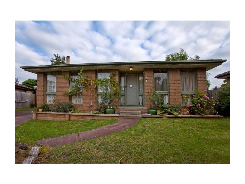 5 Khartoum Court, Frankston VIC 3199