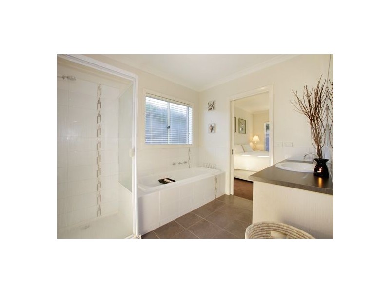 4/65 Guelph Street, Somerville VIC 3912