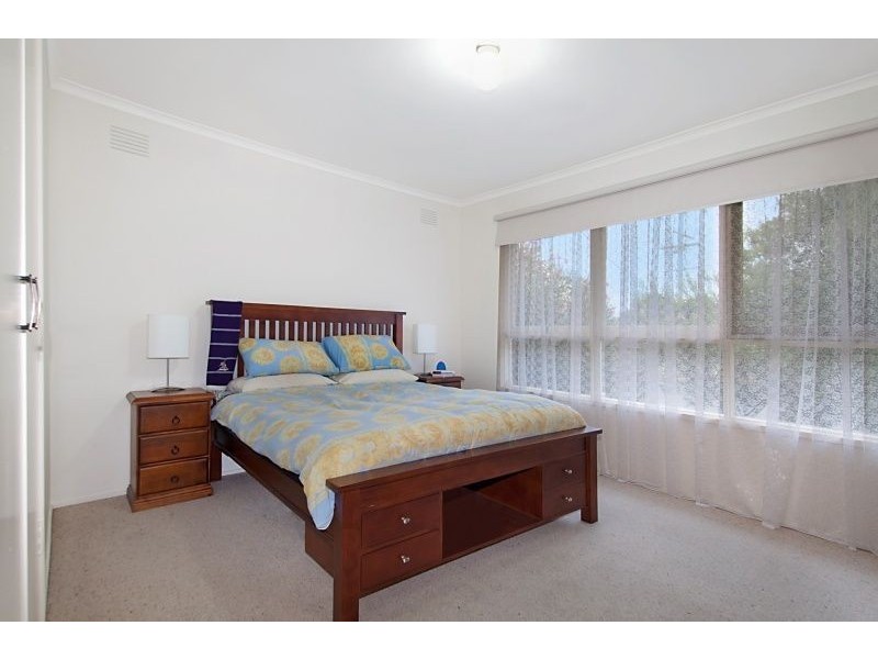 73 Eramosa Road East, Somerville VIC 3912