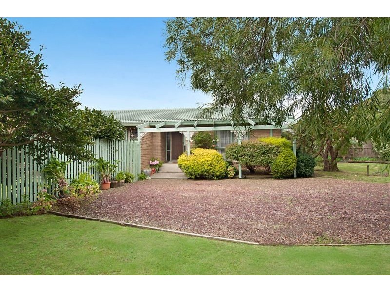 3 Deanswood Drive, Somerville VIC 3912