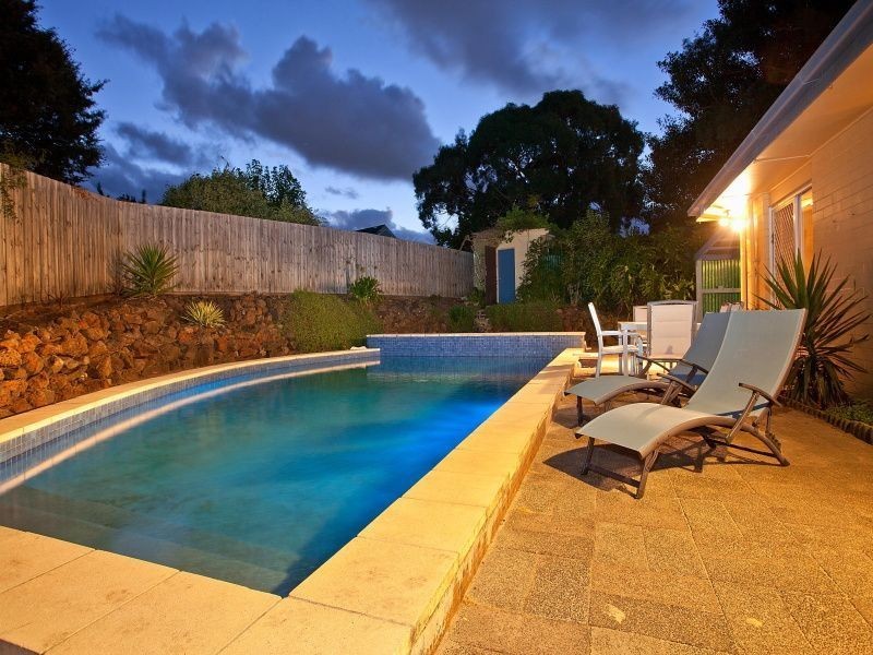 4 Cornell Court, Frankston VIC 3199