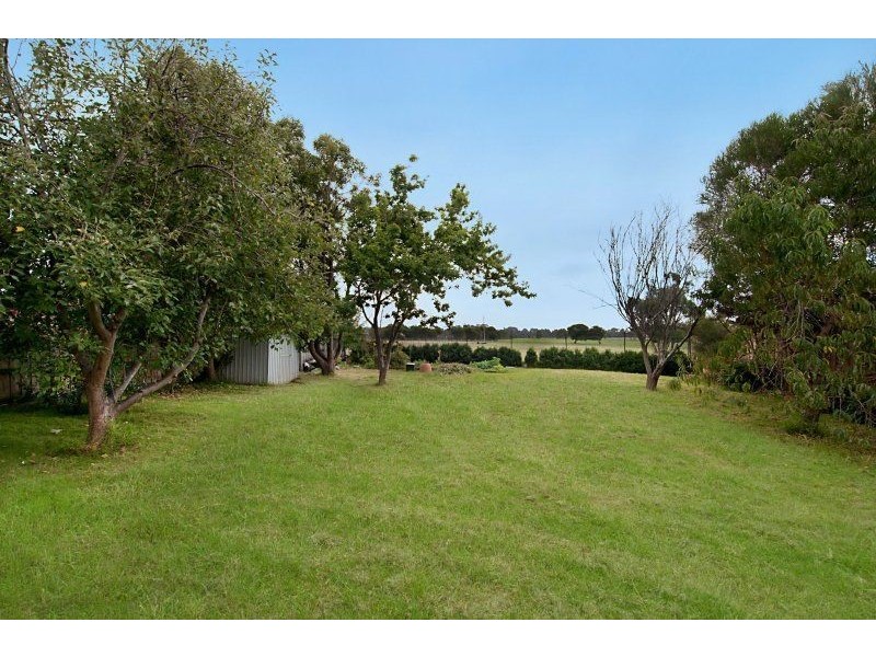 33 Central Avenue, Tyabb VIC 3913