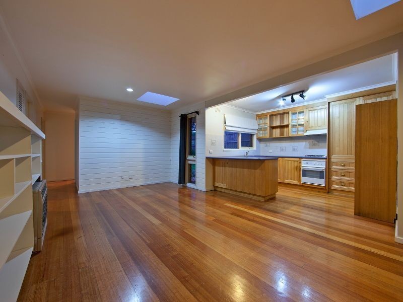 6 Lowan Court, Frankston VIC 3199