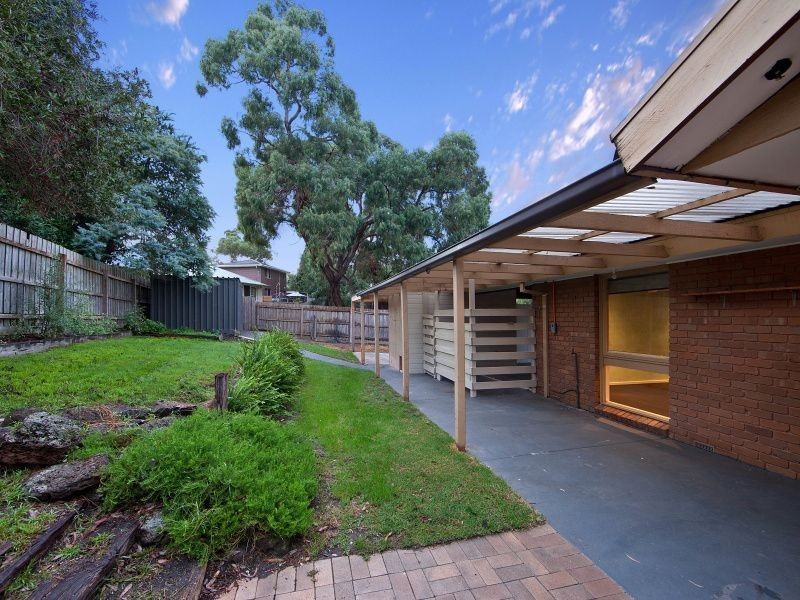 6 Lowan Court, Frankston VIC 3199