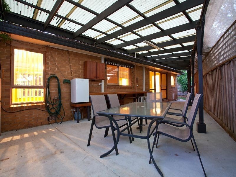 2 Leith Court, Frankston VIC 3199