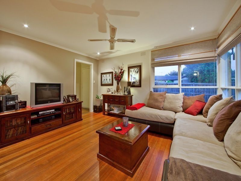 1 Mayfair Court, Frankston VIC 3199