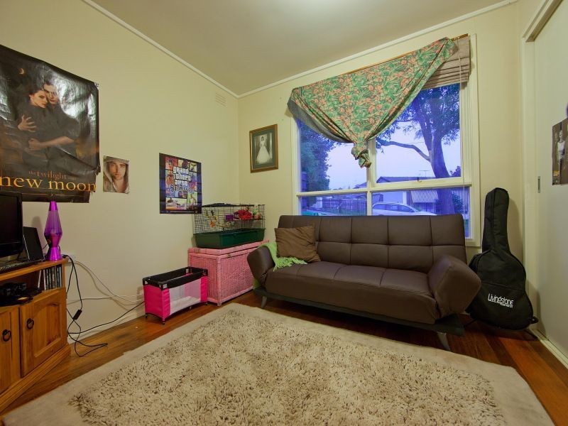 1 Mayfair Court, Frankston VIC 3199