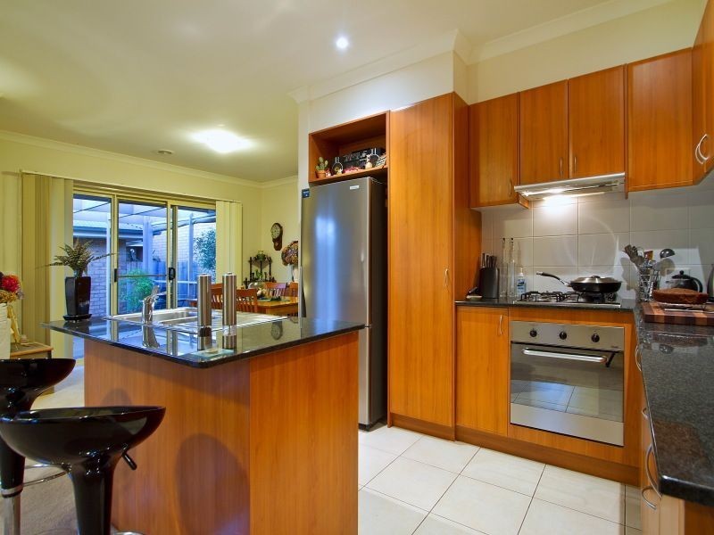 2/102 Sycamore Road, Frankston South VIC 3199