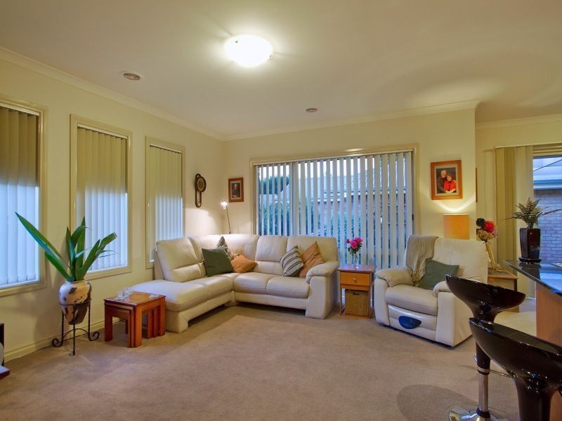 2/102 Sycamore Road, Frankston South VIC 3199