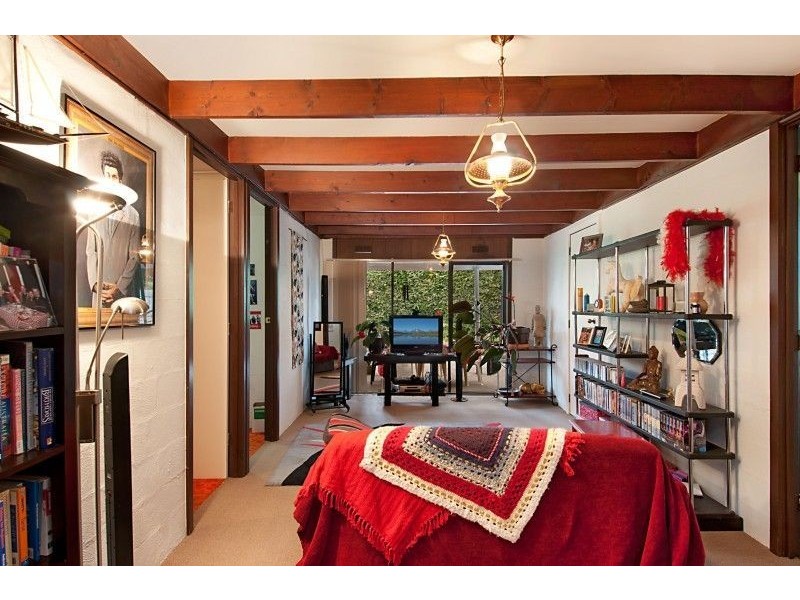 8 The Trossachs, Frankston VIC 3199