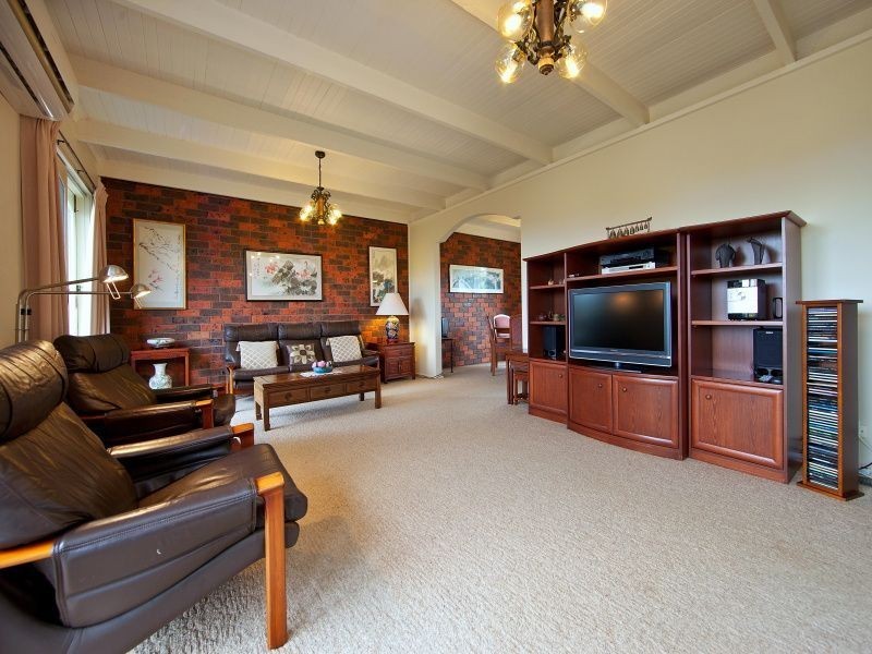 4 Warnoo Court, Frankston South VIC 3199