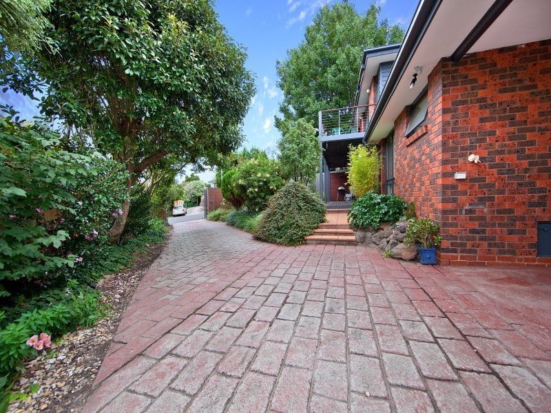 4 Warnoo Court, Frankston South VIC 3199