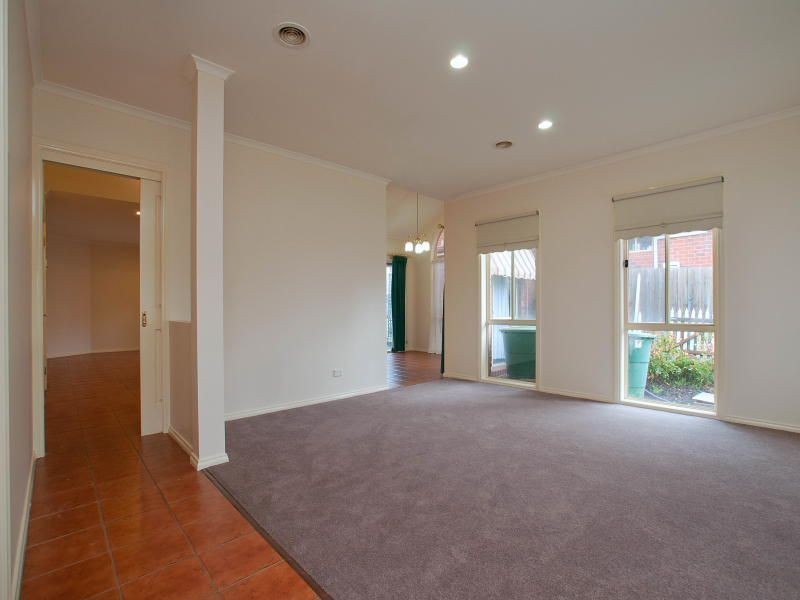 43 The Promenade, Narre Warren South VIC 3805