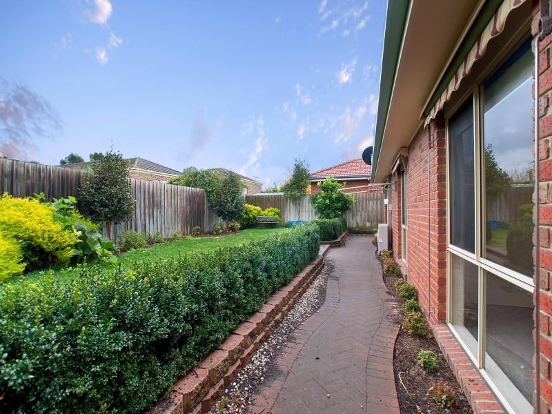 43 The Promenade, Narre Warren South VIC 3805