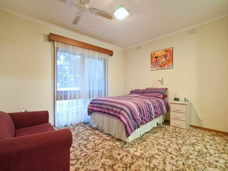 1 The Trossachs, Frankston VIC 3199