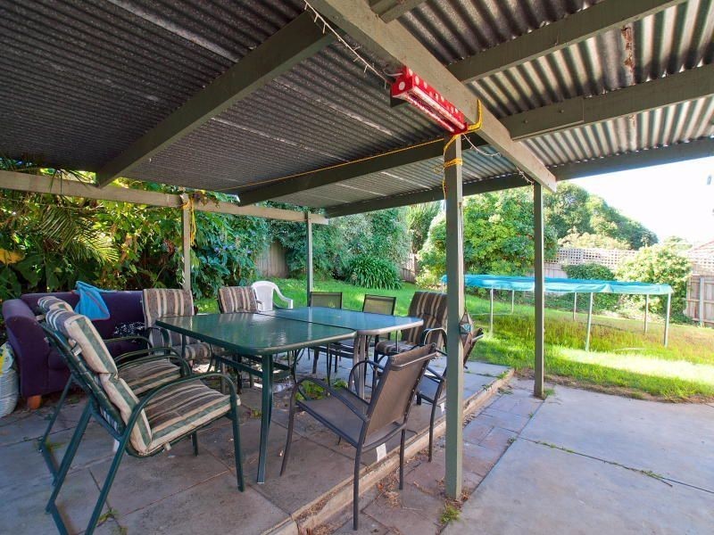 19 Woolston Drive, Frankston South VIC 3199