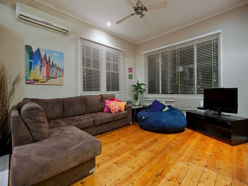 16 Seaview Avenue, Mornington VIC 3931